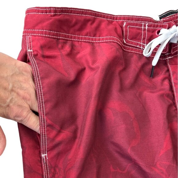 Speedo Mens Swim Trunks Size L Tropical Red Floral Mesh Lined Shorts Drawstring - Picture 9 of 15